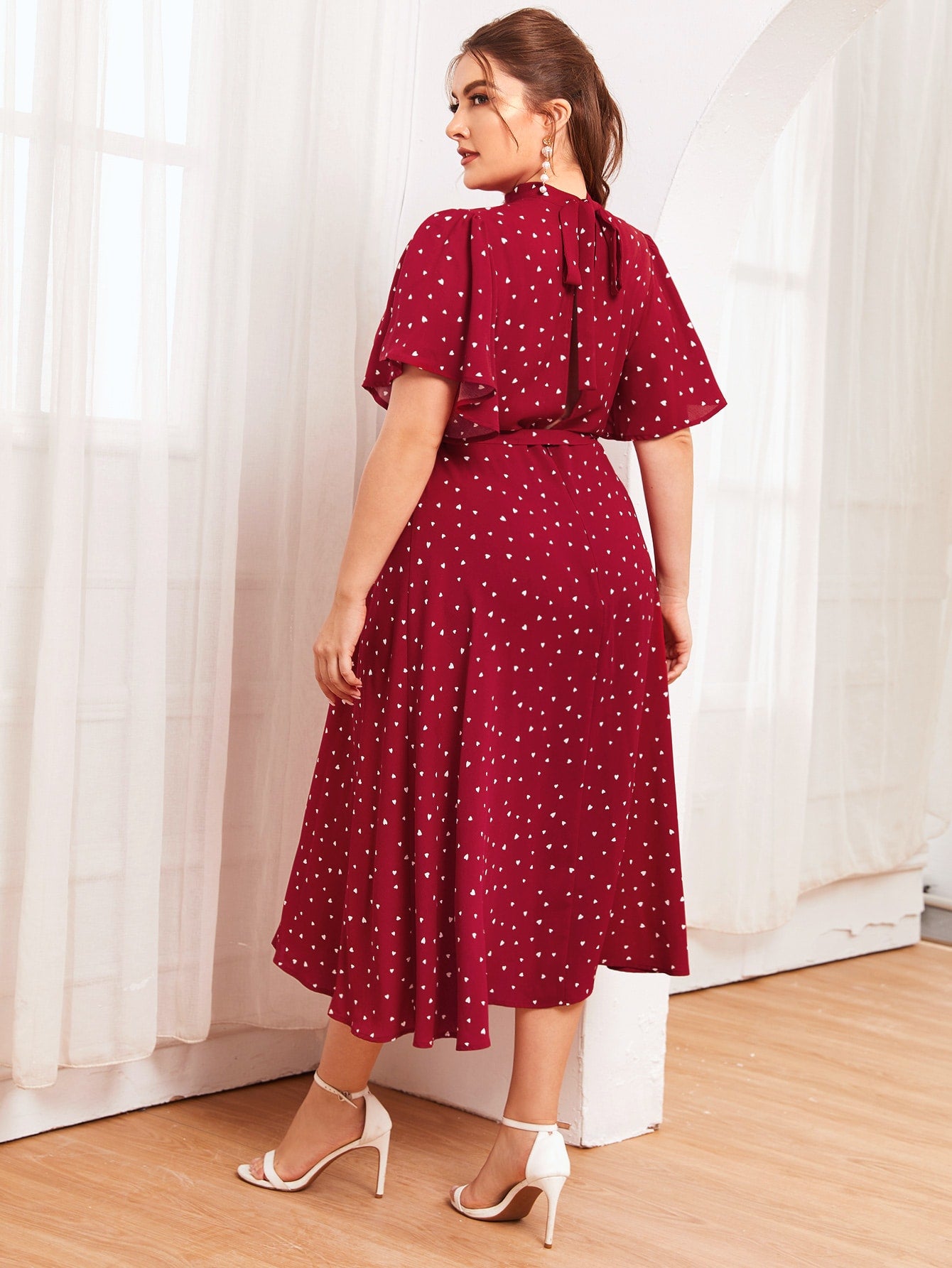 Plus Mock-Neck Flutter Sleeve Self Belted Heart Print Dress