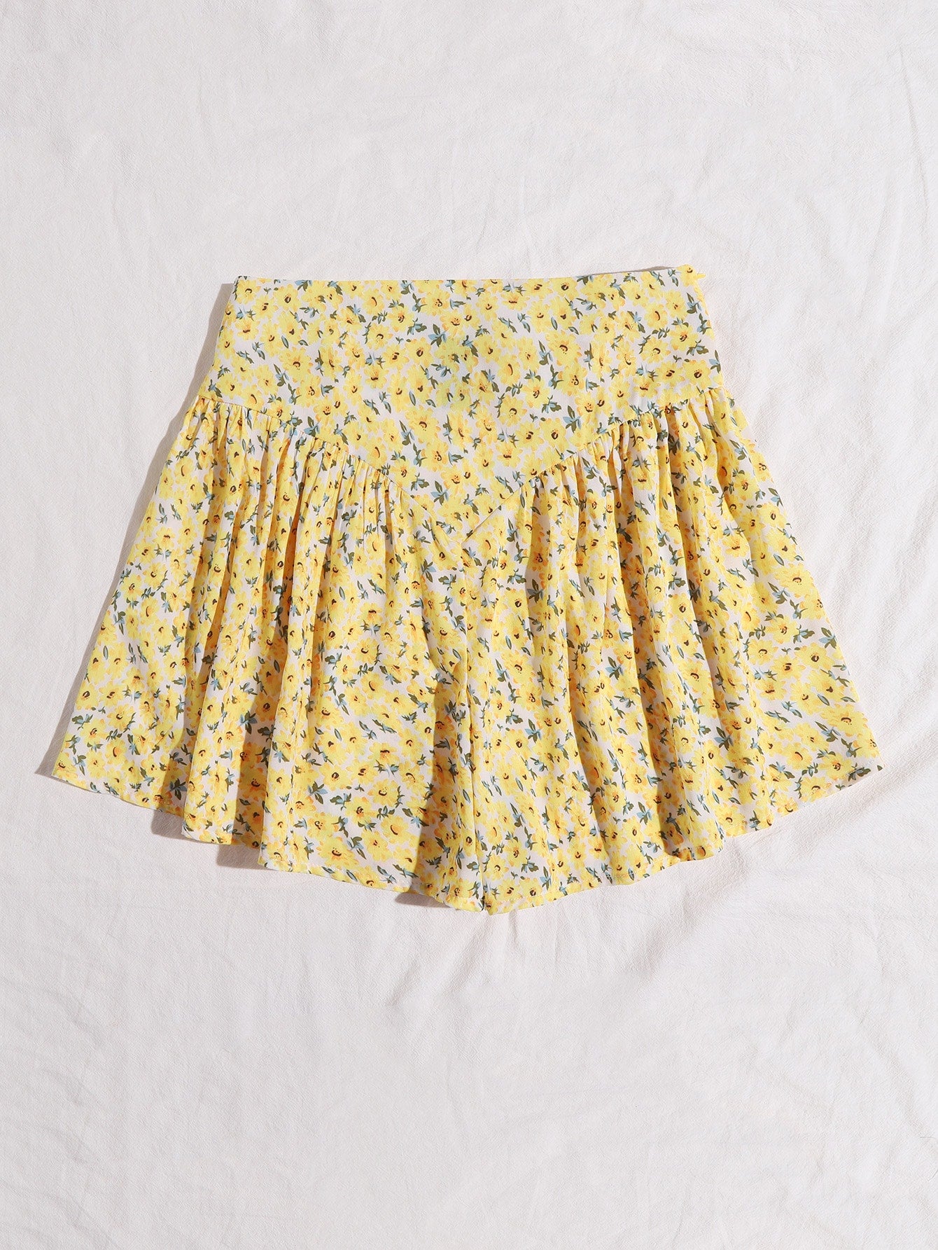 Ditsy Floral Wide Leg Shorts