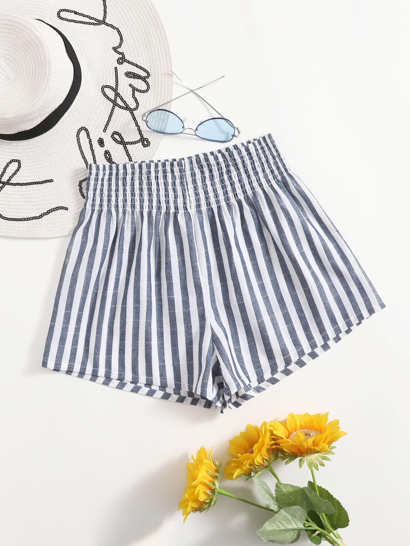 Women Shorts Suppliers