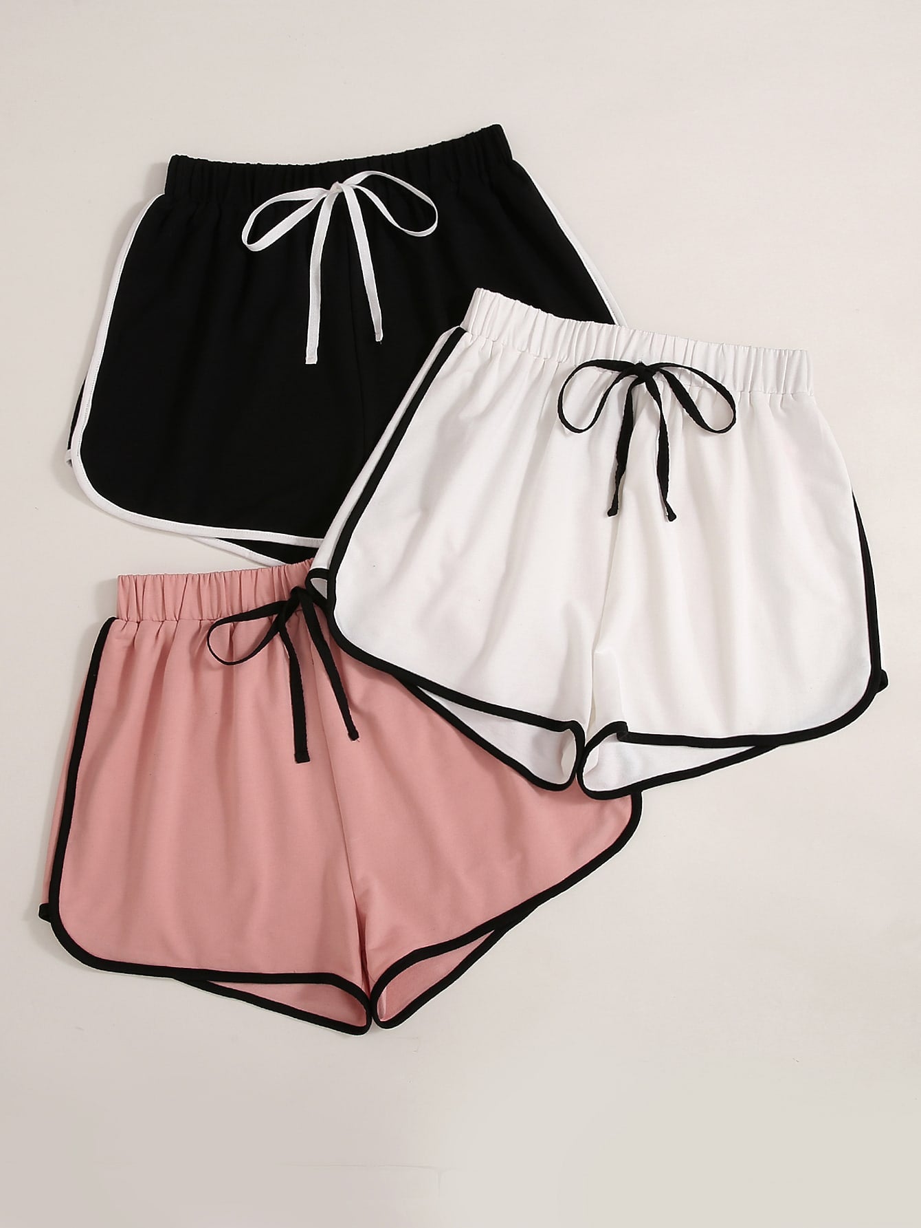 Women Shorts Producer