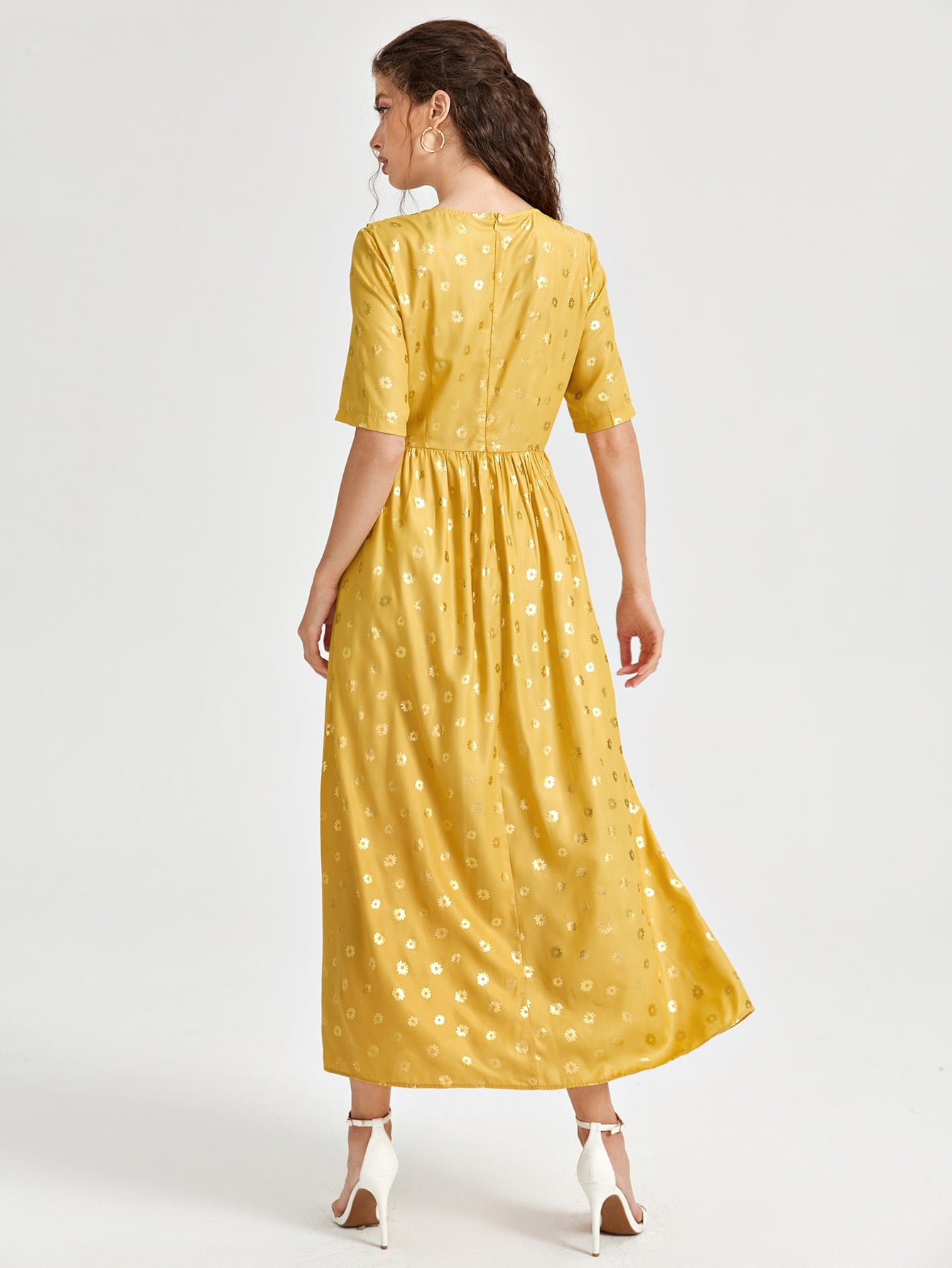 Women Dresses Producers
