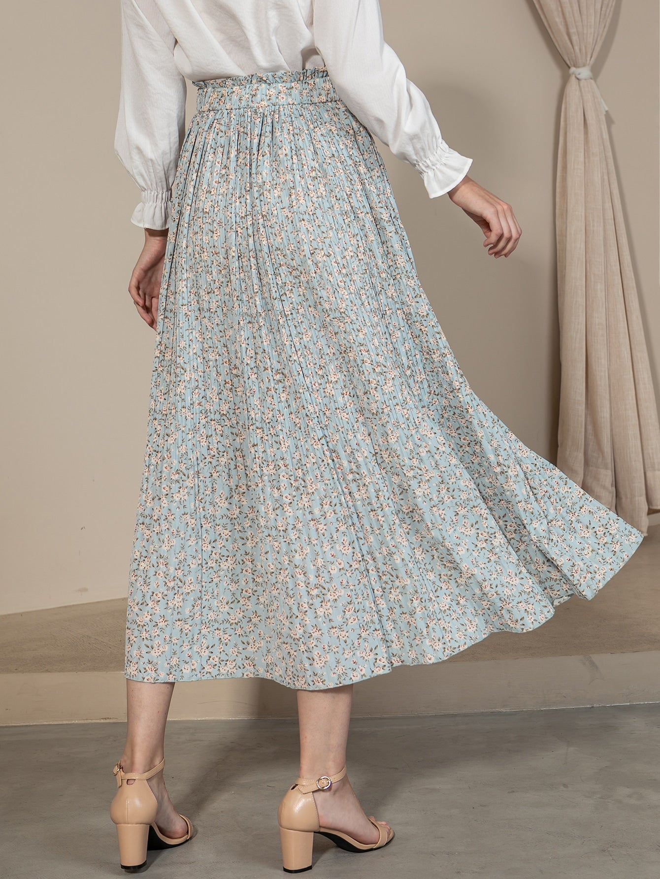 Ditsy Floral Belted Paper Bag Waist Pleated Skirt