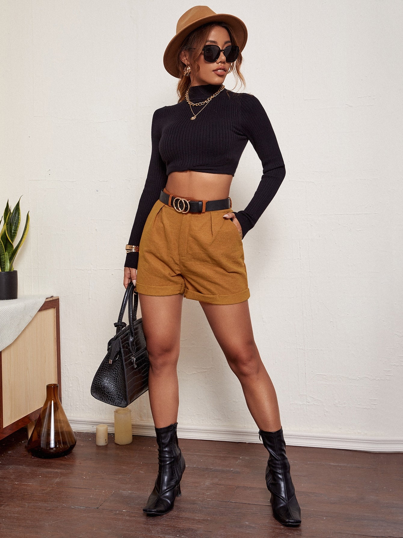 Women Shorts Manufacturers