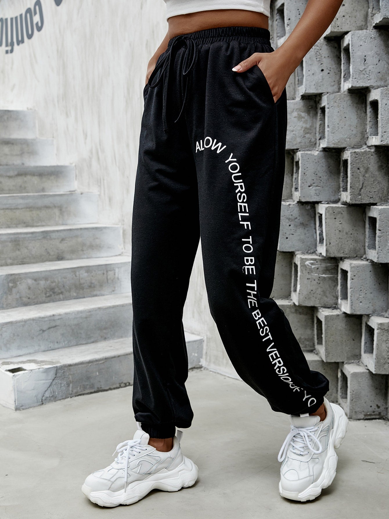 Women Sweatpants Suppliers
