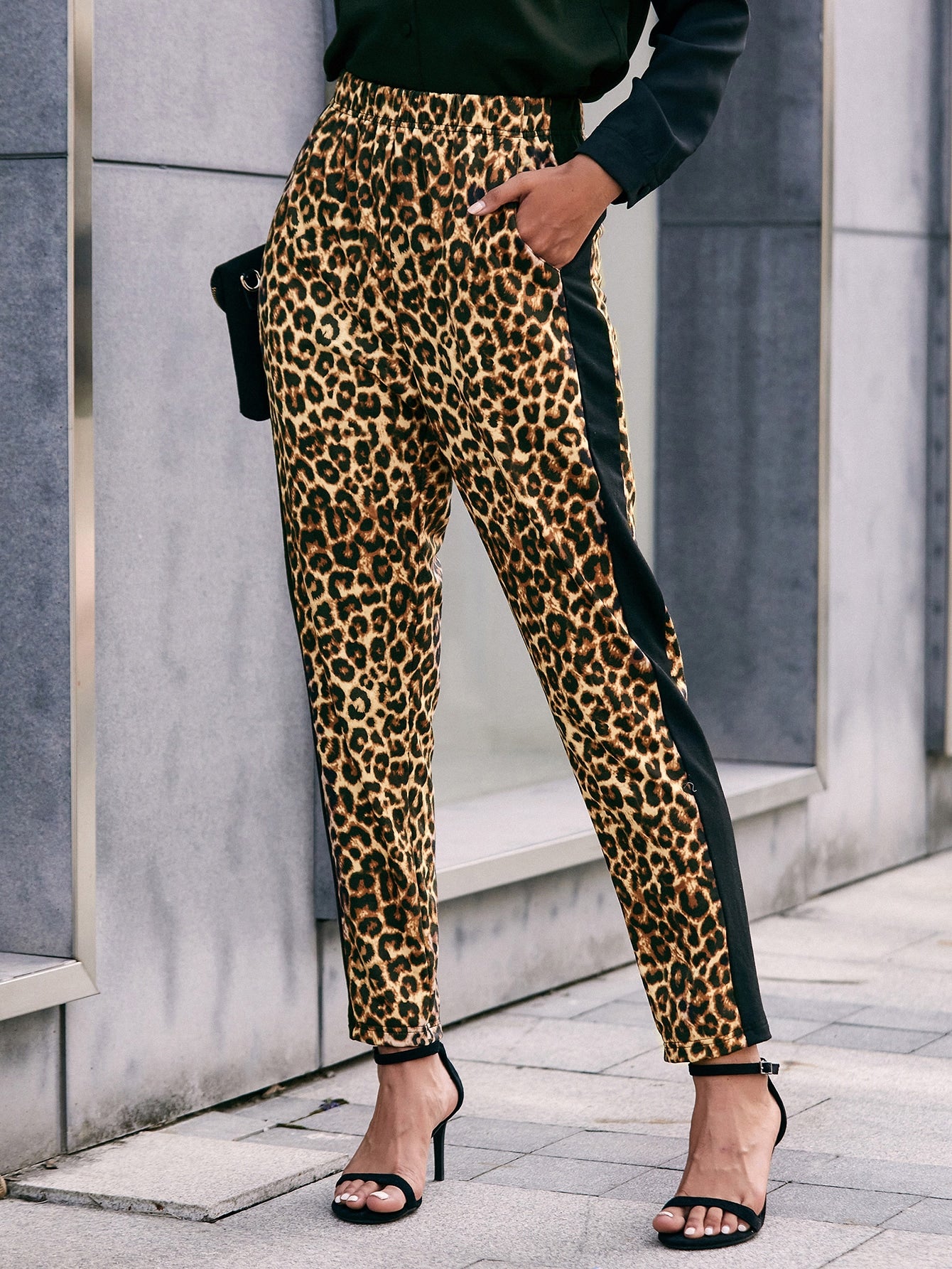 Women Sweatpants Producer