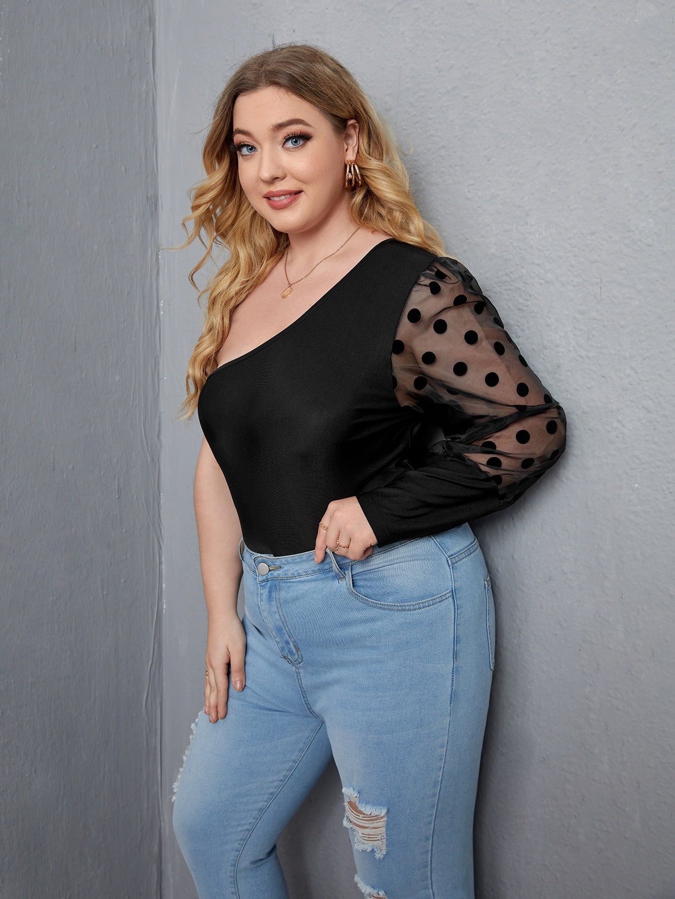 Plus Size Women Tops Manufacturers