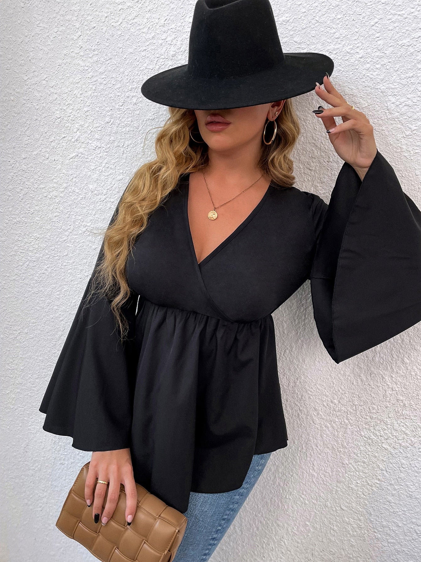Plus Size Blouses Suppliers