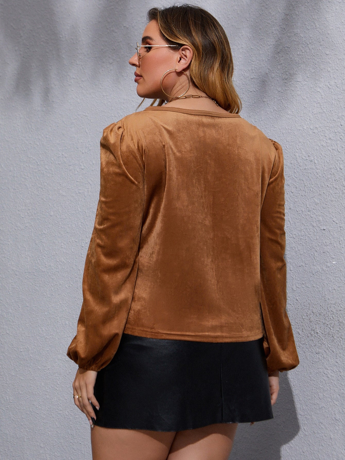 Plus Puff Sleeve Drawstring Velvet Blouse