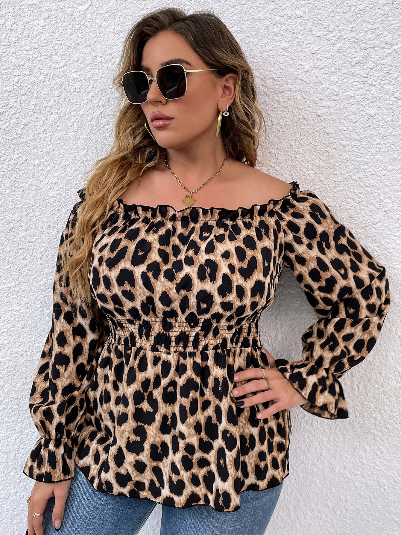 Branded Ladies Tops Manufacturers
