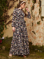 Lara Klawikowski Women Clothes Supplier