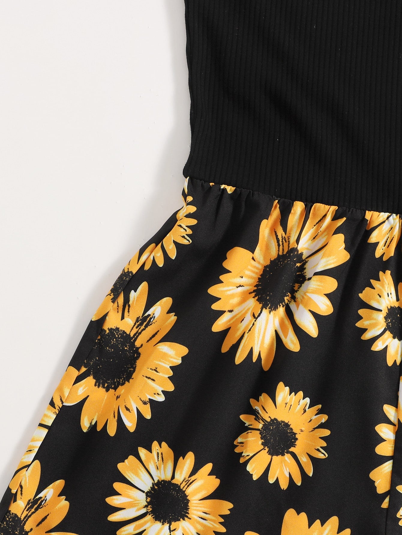 Michelle Ludek Clothes Manufacturers