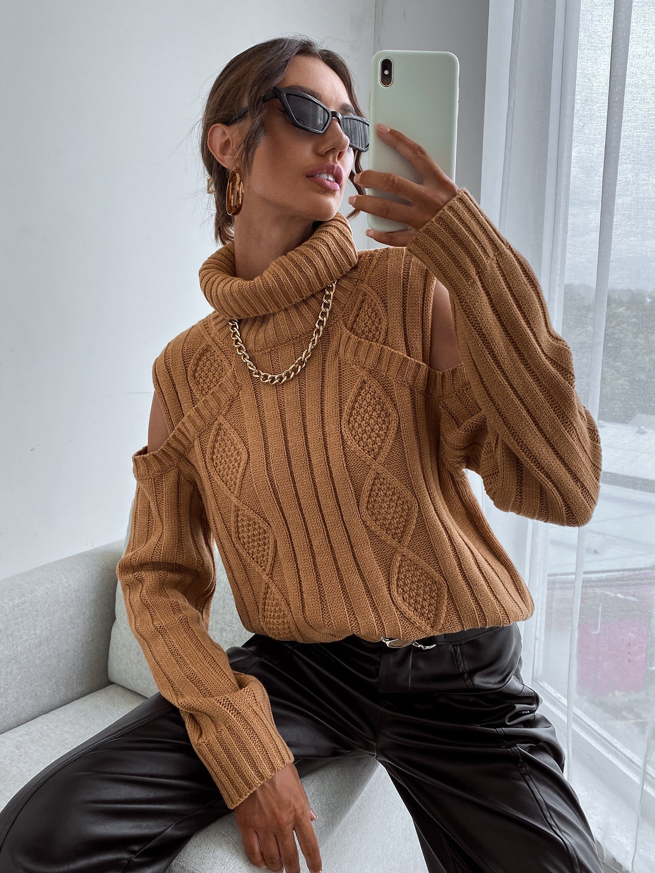 Women Sweaters Producer