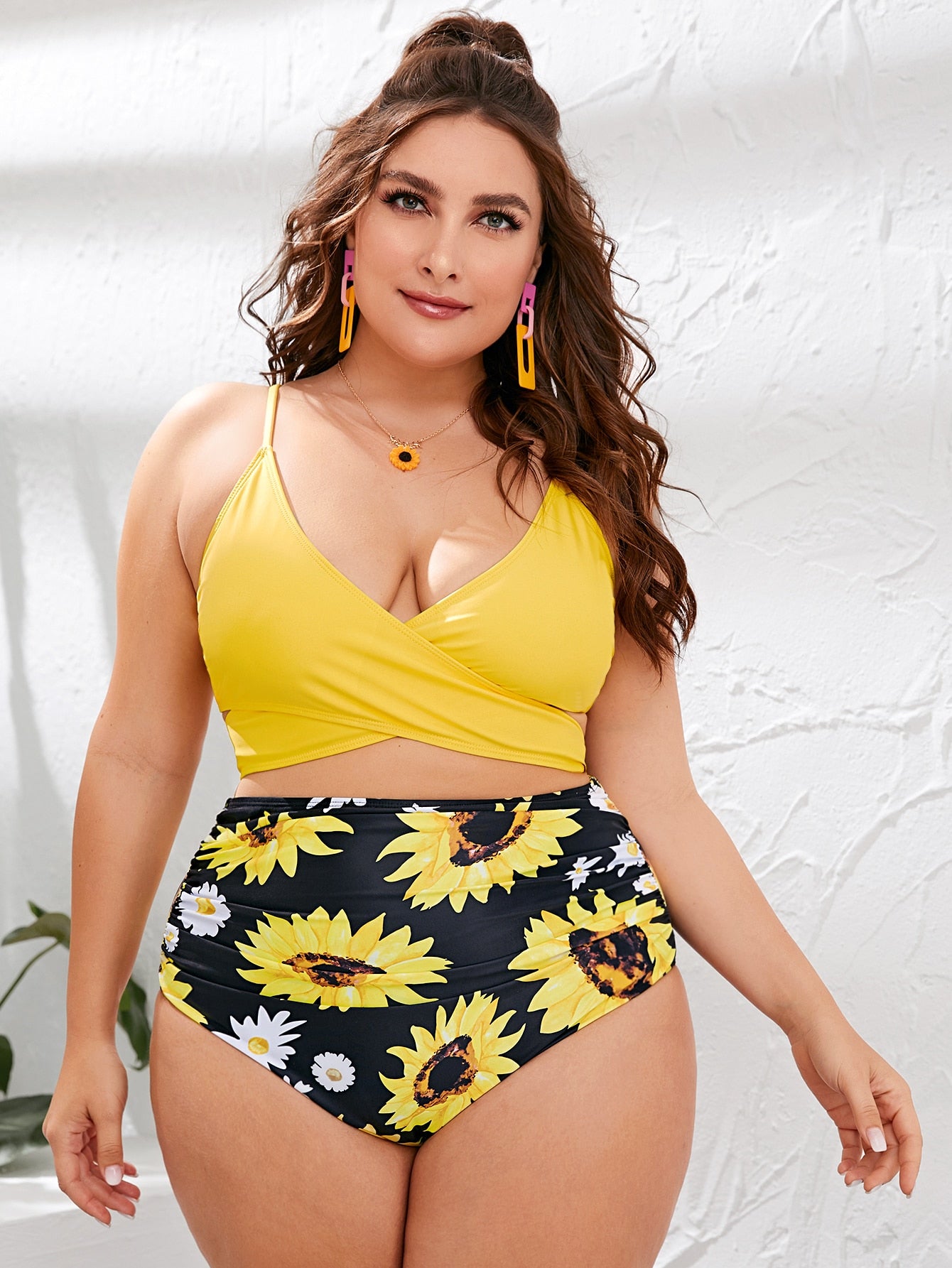 Plus Size Bikini Sets Suppliers