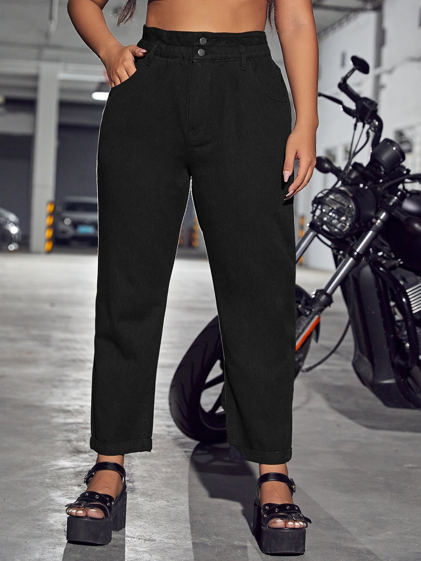 Plus Size Jeans Producer