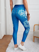 Scroll Print Crop Leggings