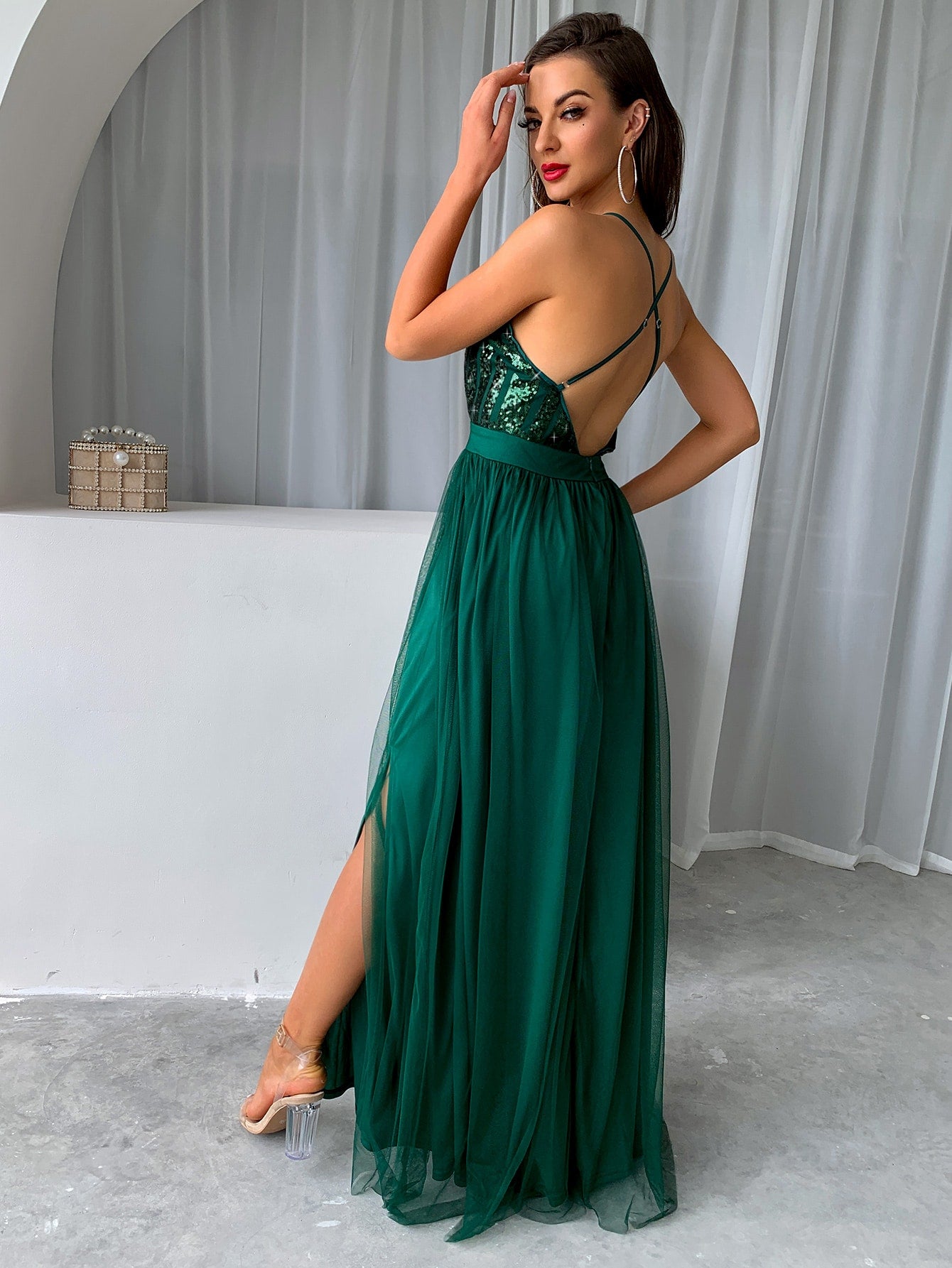 Lara Klawikowski Women Clothes Supplier