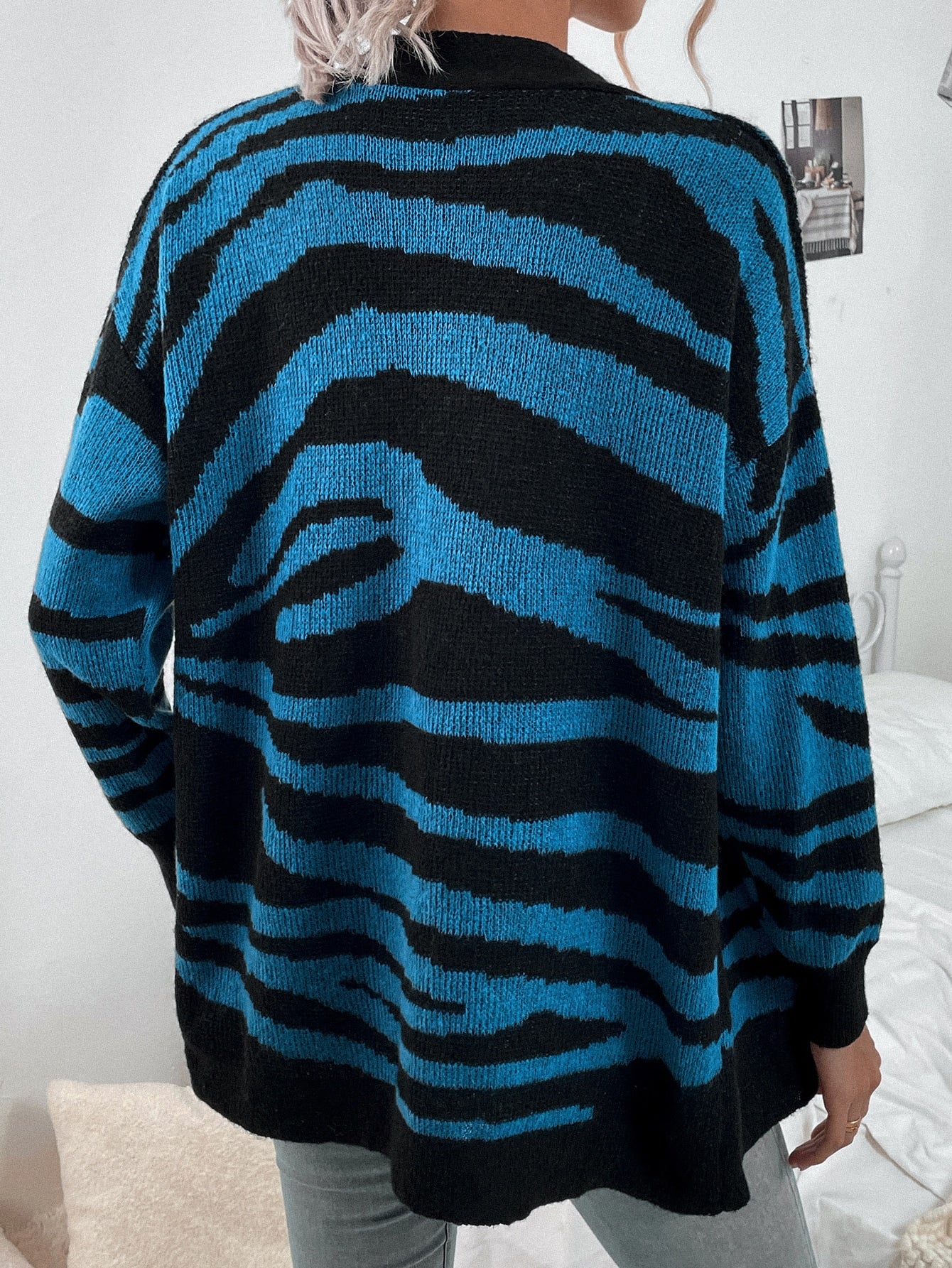 Zebra Striped Pattern Drop Shoulder Cardigan