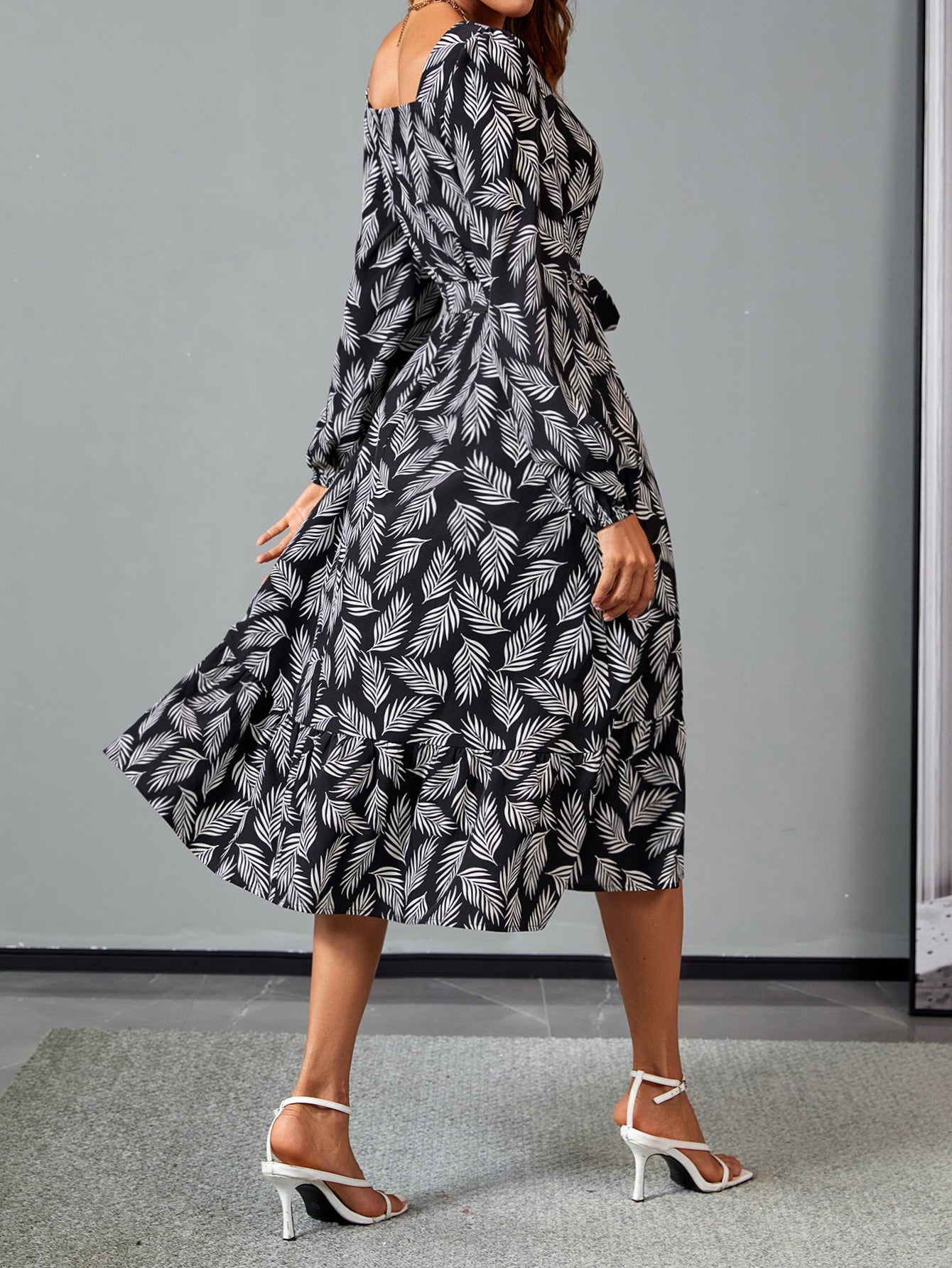 Tropical Print Lantern Sleeve Belted Dress