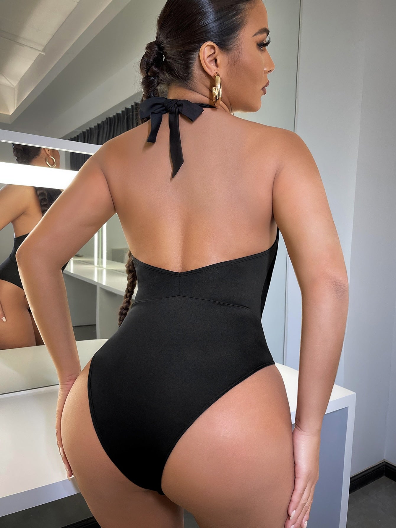 Solid Halter Backless Bodysuit