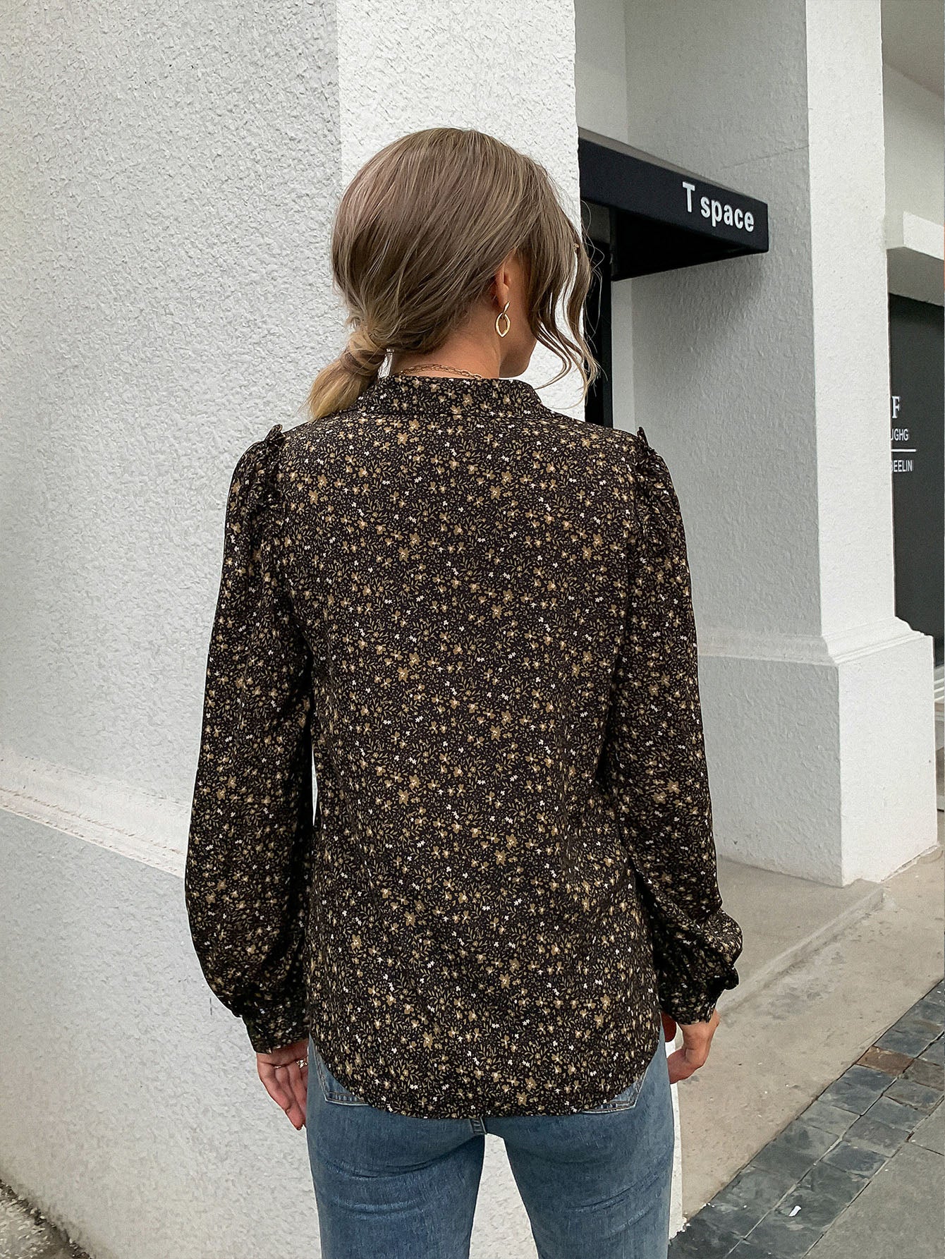 Ditsy Floral Print Blouse