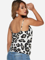 NEW FEELING Womens White Camis