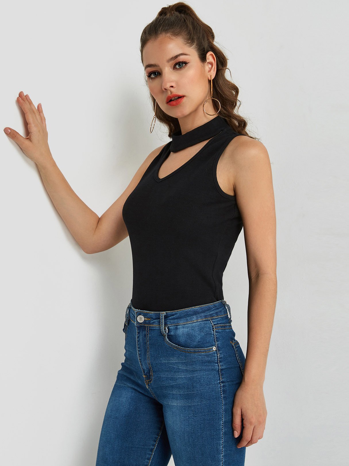 NEW FEELING Womens Black Camis