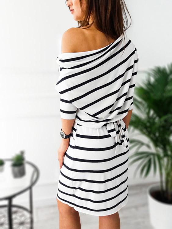 NEW FEELING Womens Black Off The Shoulder Dresses