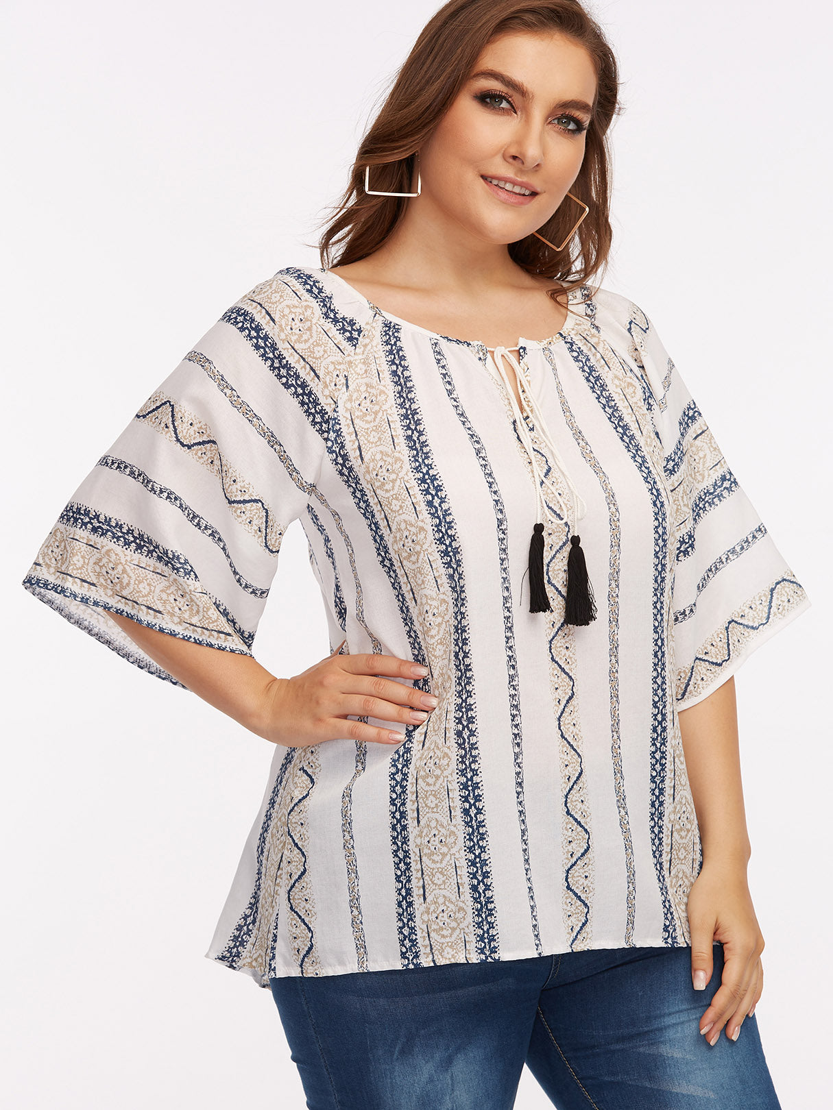Wholesale Round Neck Tassel Half Sleeve Flounced Hem Plus Size Tops