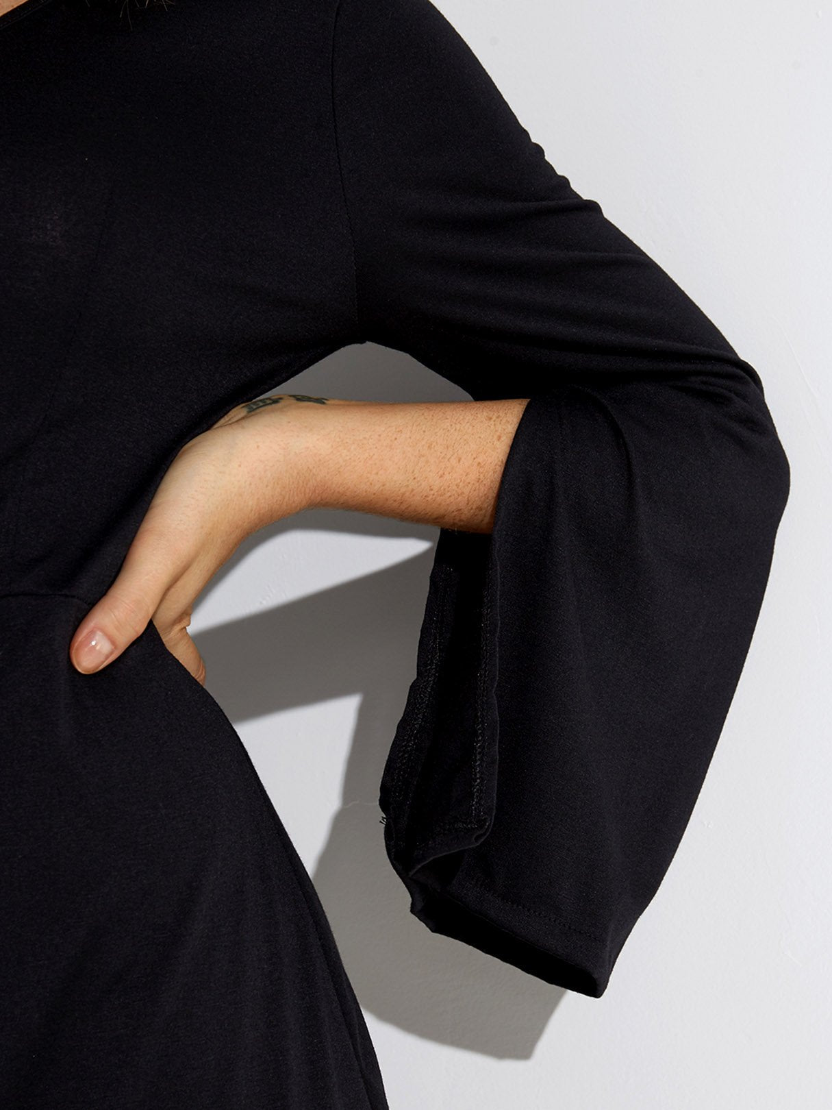 OEM ODM Black And Gold Long Sleeve Dress