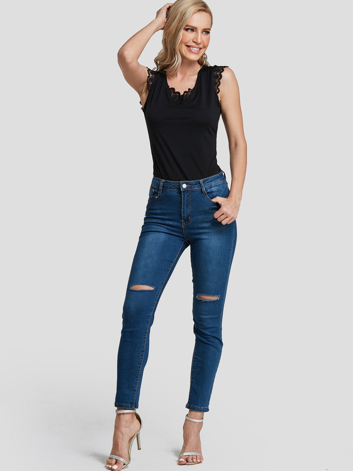 NEW FEELING Womens Black Camis