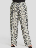 NEW FEELING Womens Grey Plus Size Bottoms