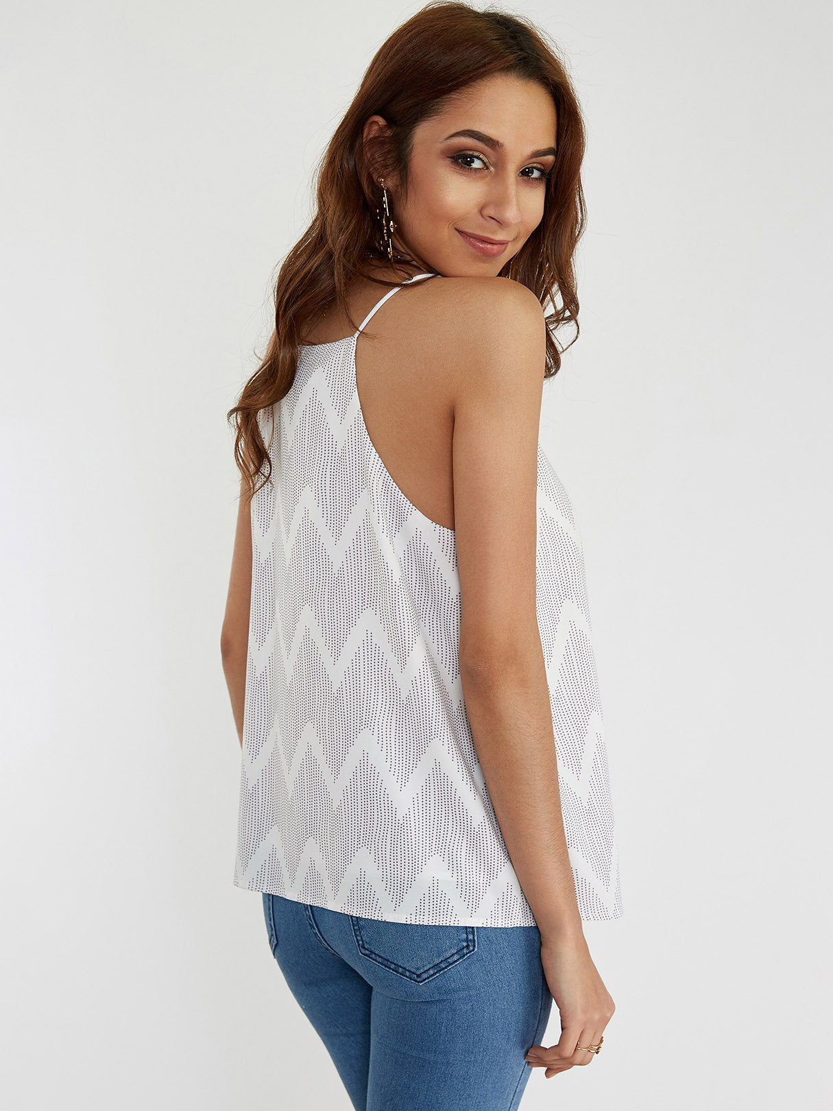 NEW FEELING Womens White Camis