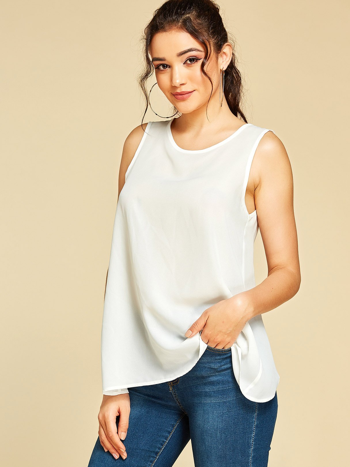 NEW FEELING Womens White Camis