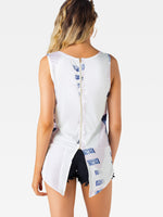 NEW FEELING Womens White Camis