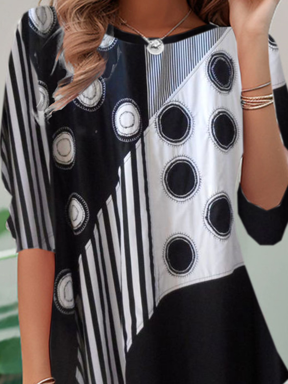 Plus Size T-shirts Supplier