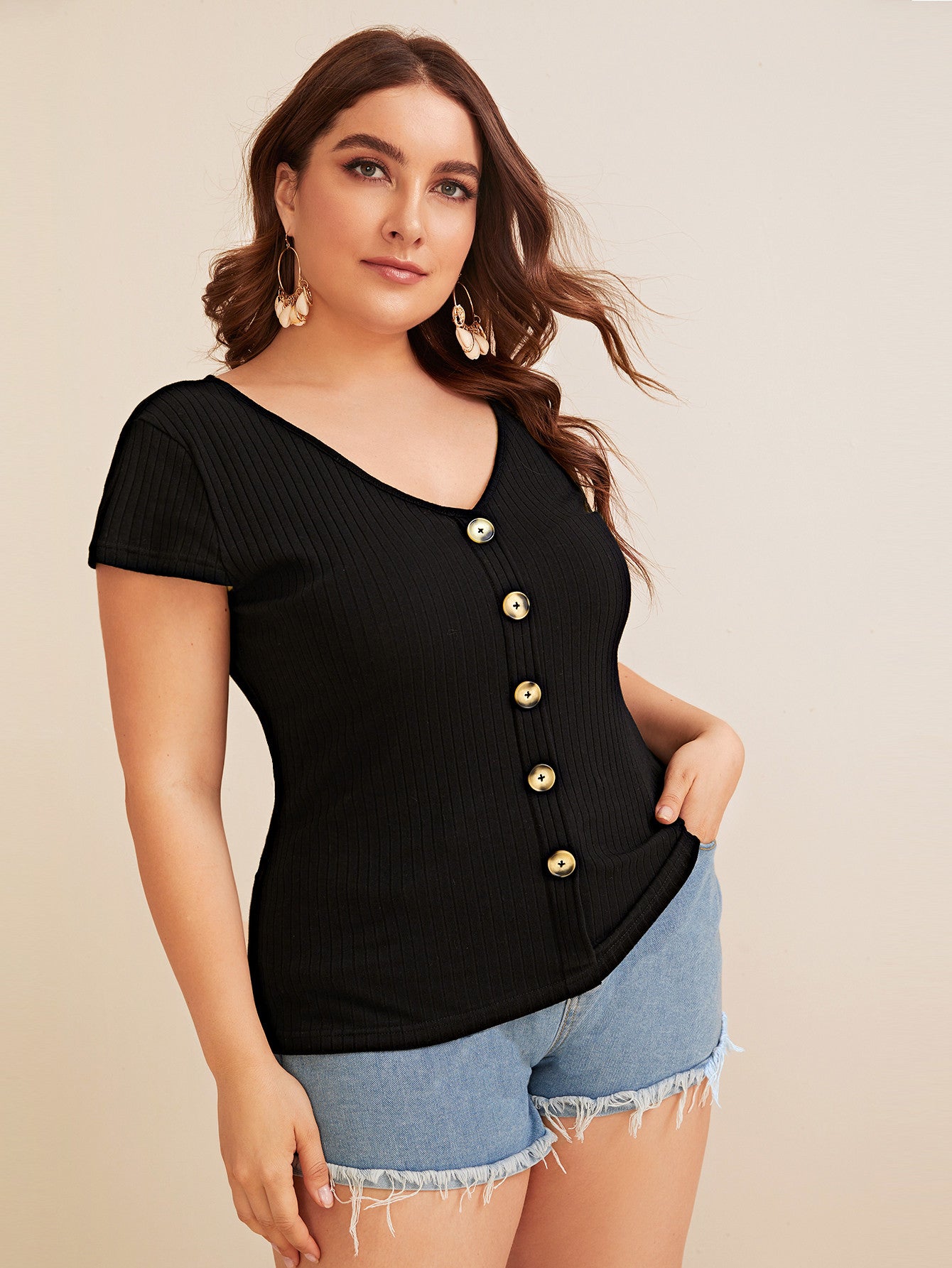Plus Size T-shirts Producer