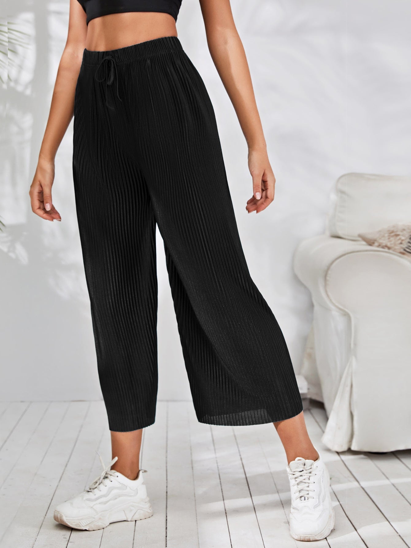 Women Pants Producer