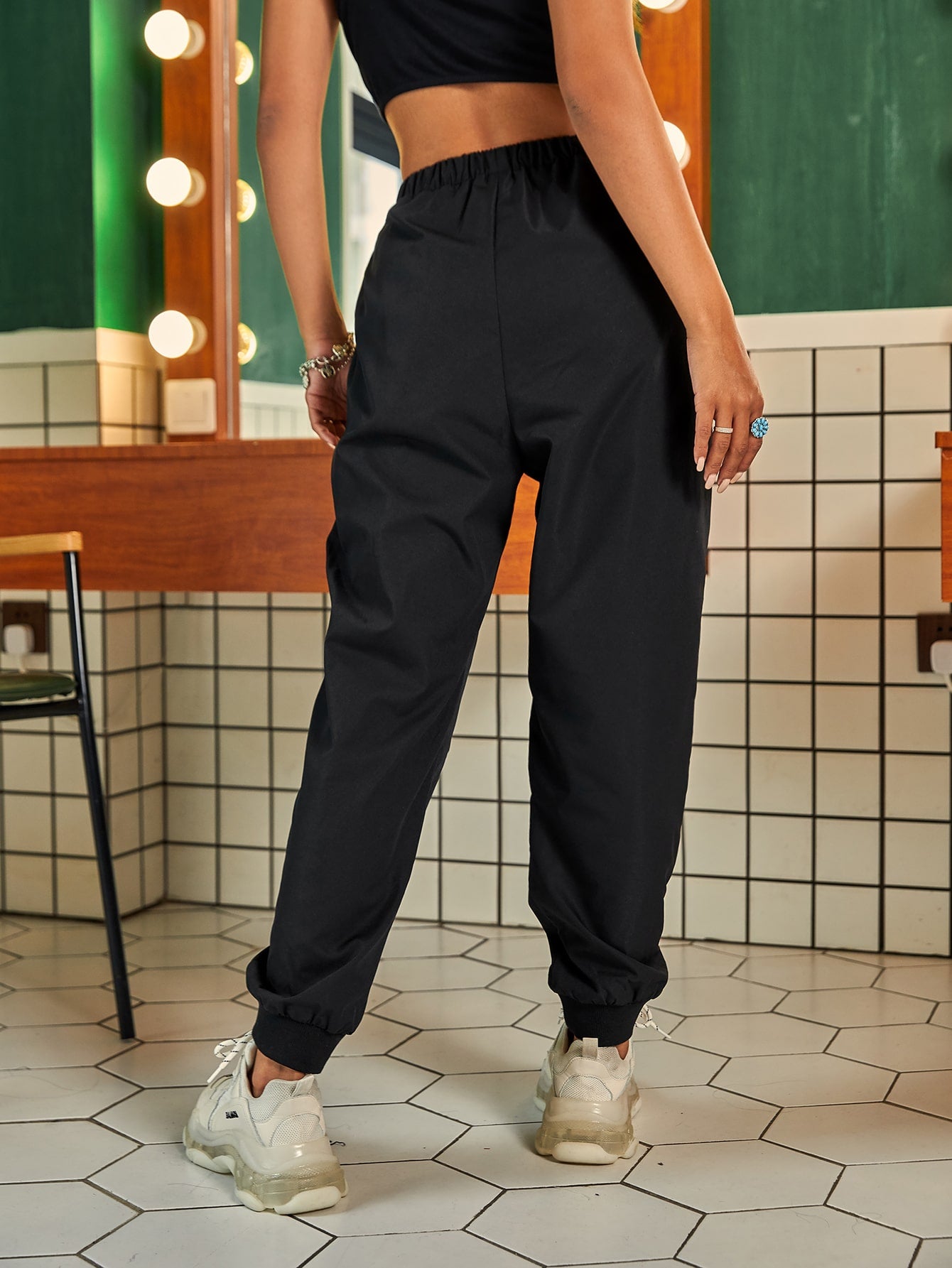 Contrast Reflective Piping Sweatpants