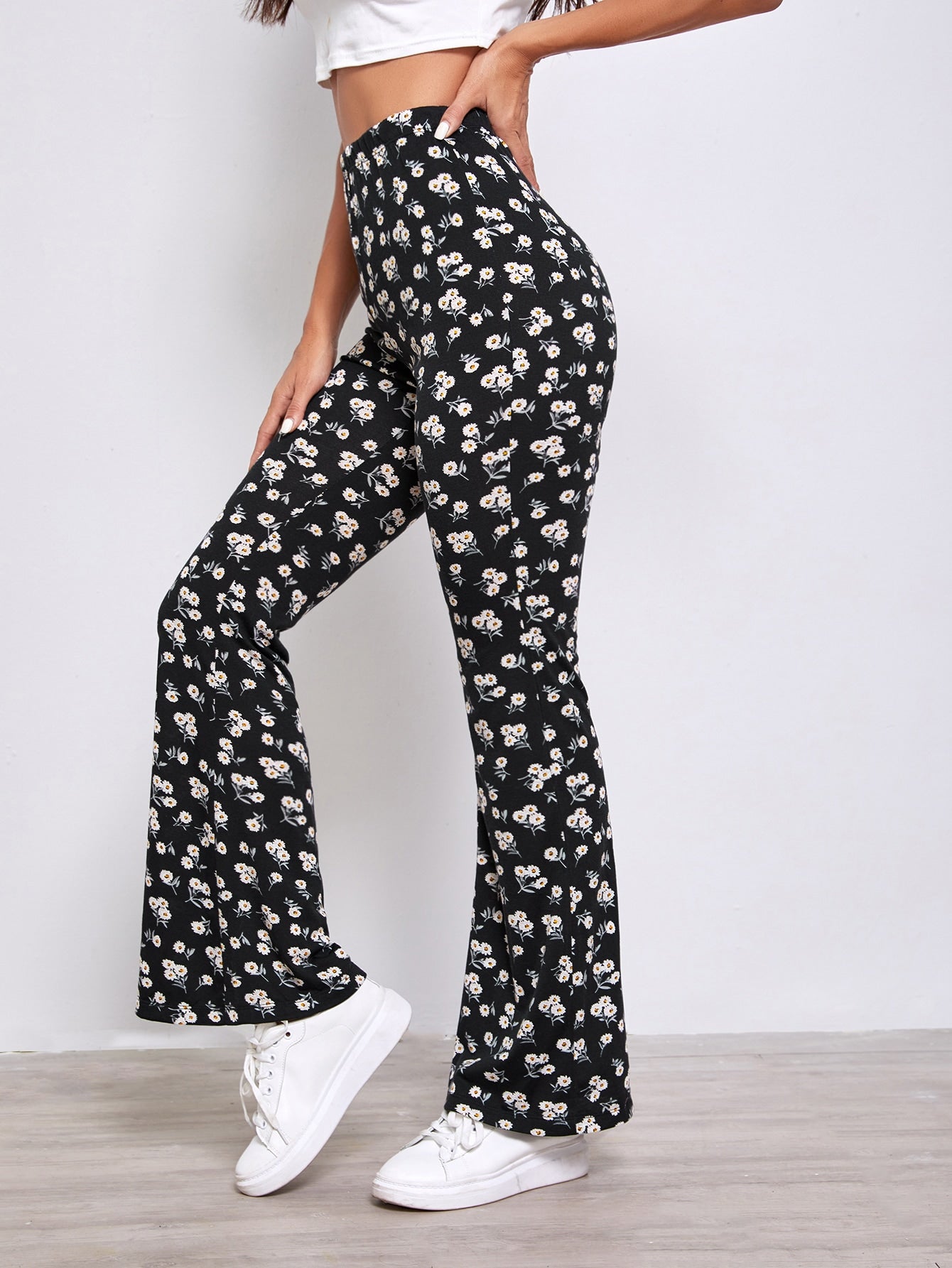 Women Pants Producers
