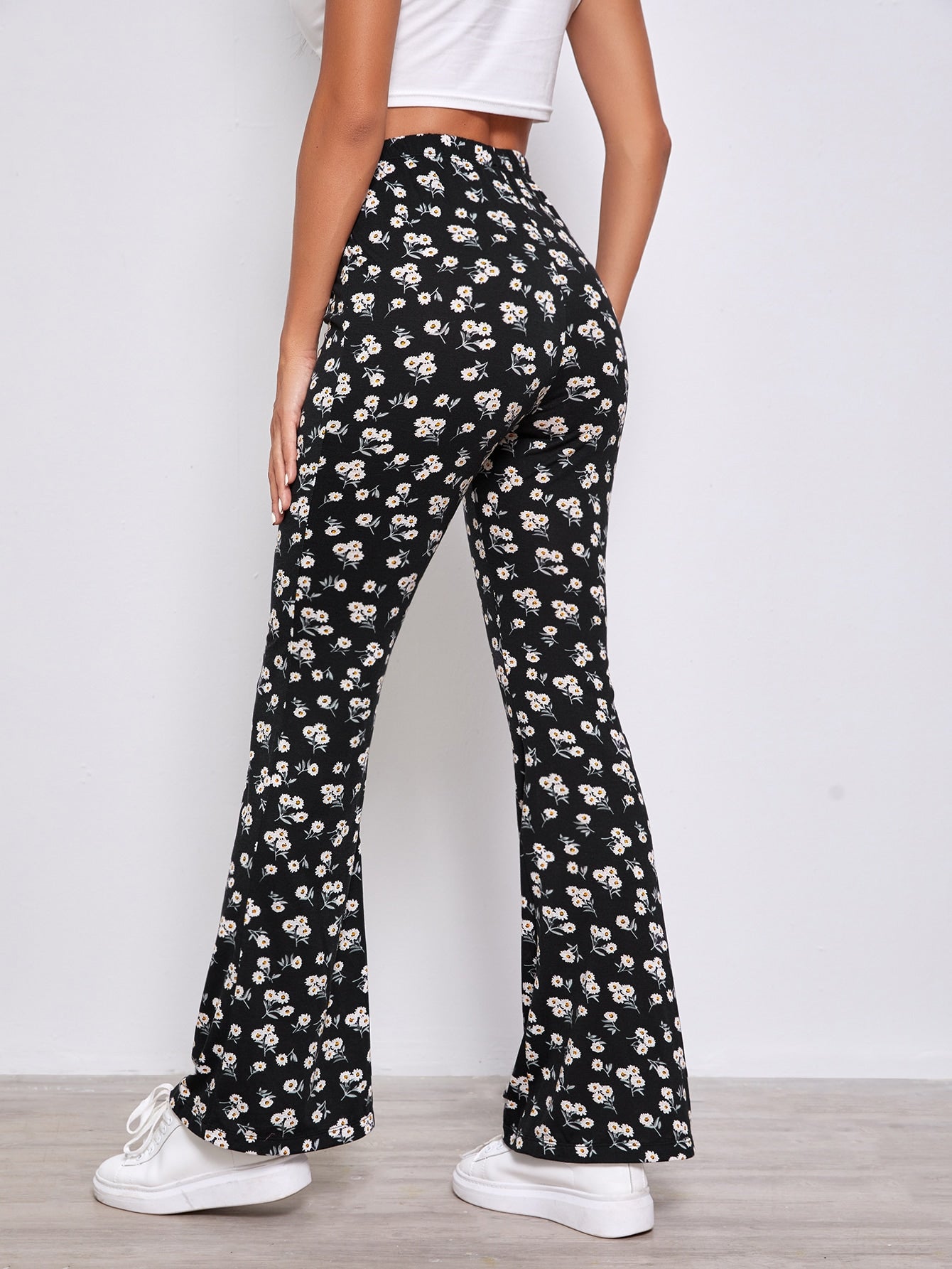 Daisy Print High Waist Flare Leg Pants