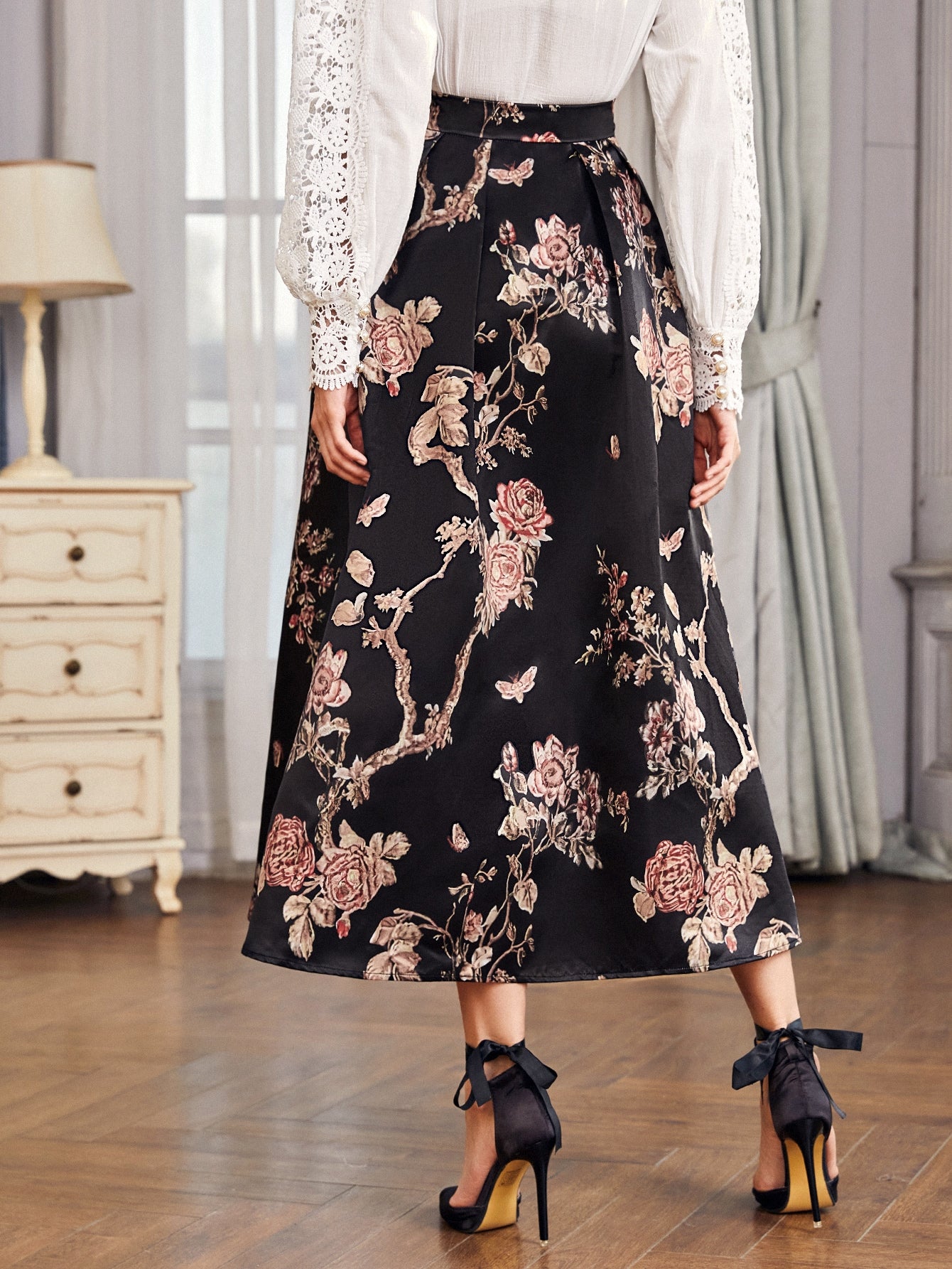 Fold Pleated Floral Skirt