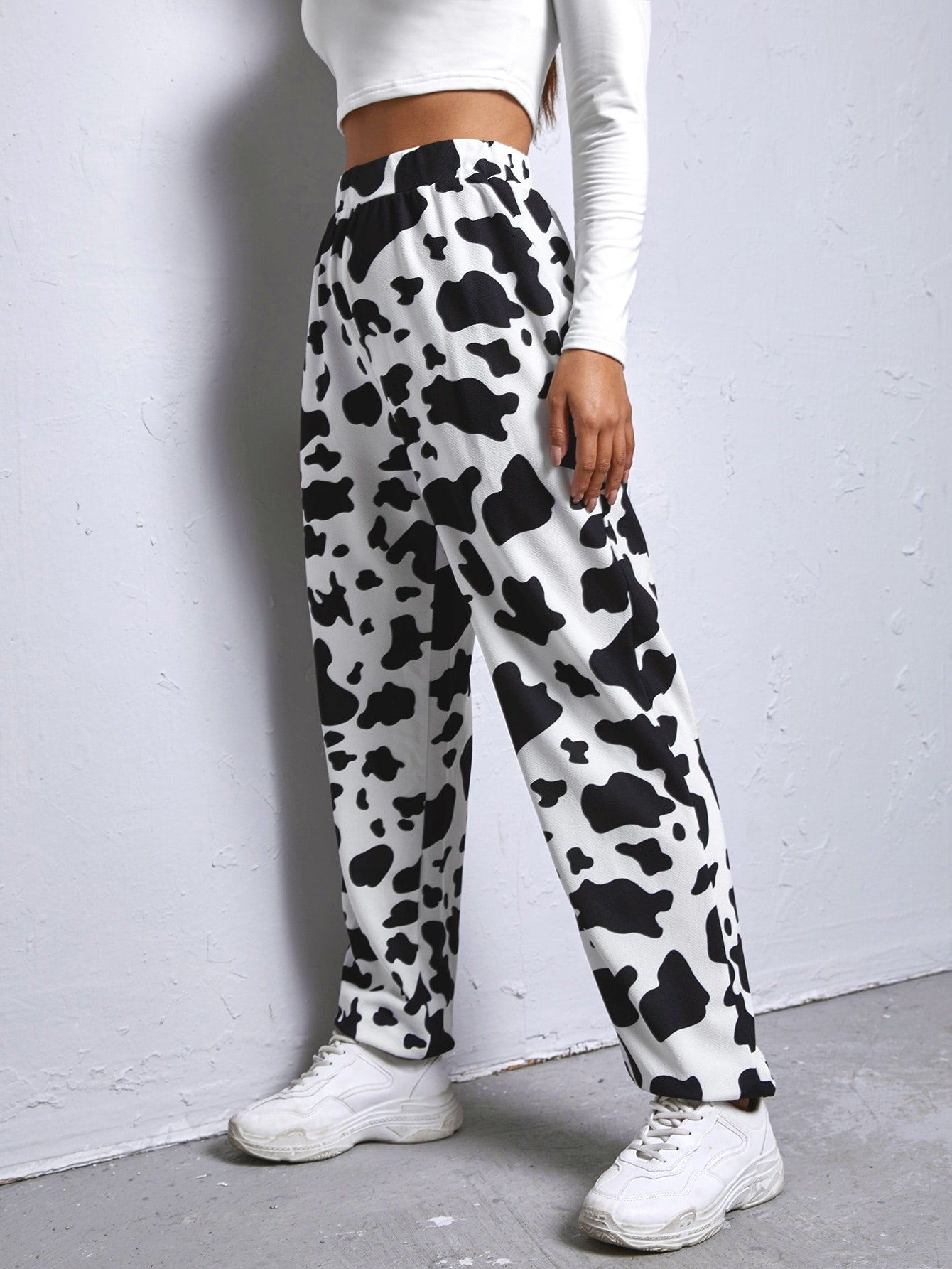 Women Sweatpants Producer