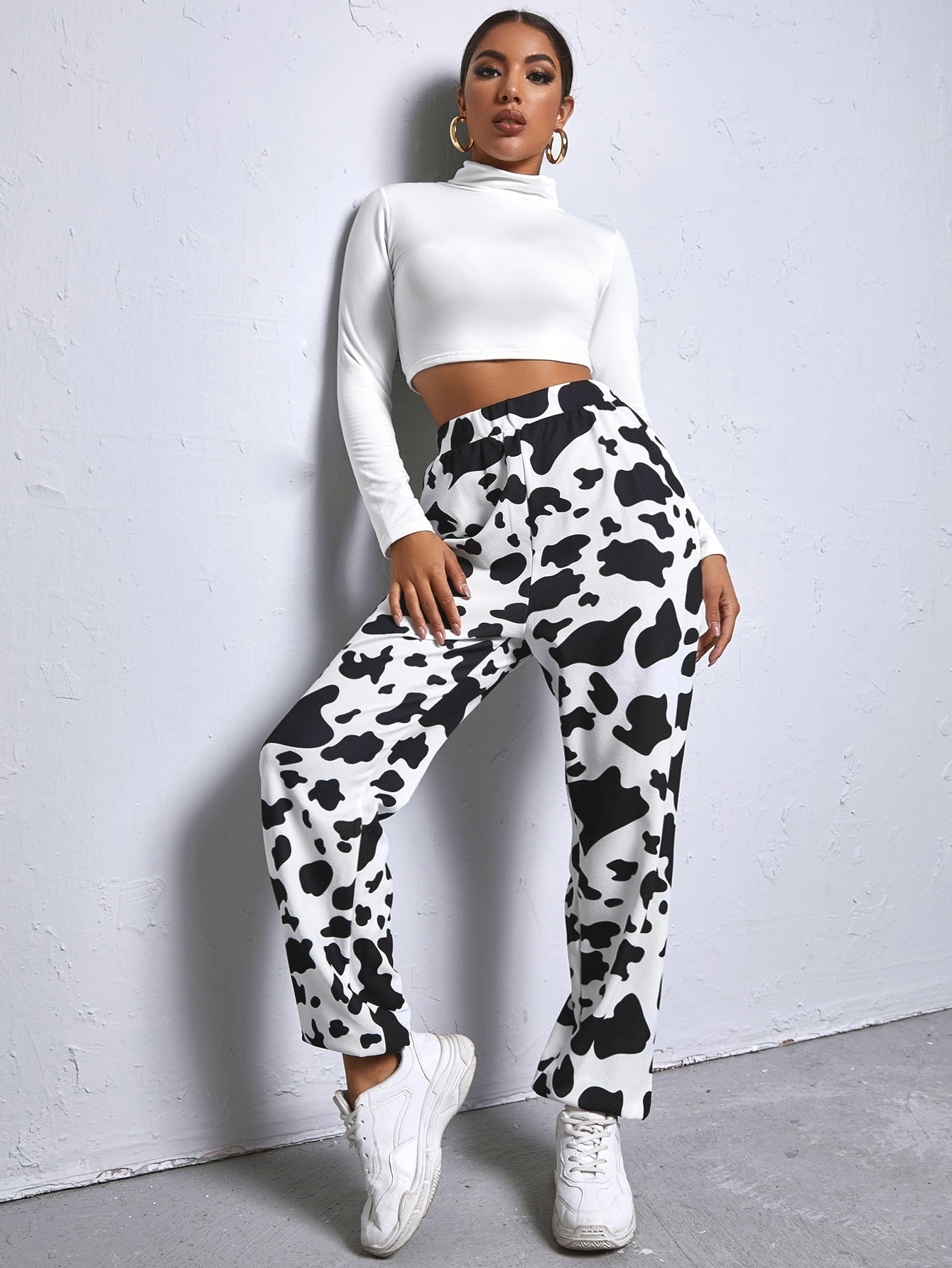 Fundudzi by Craig Jacobs Women Clothes Producer