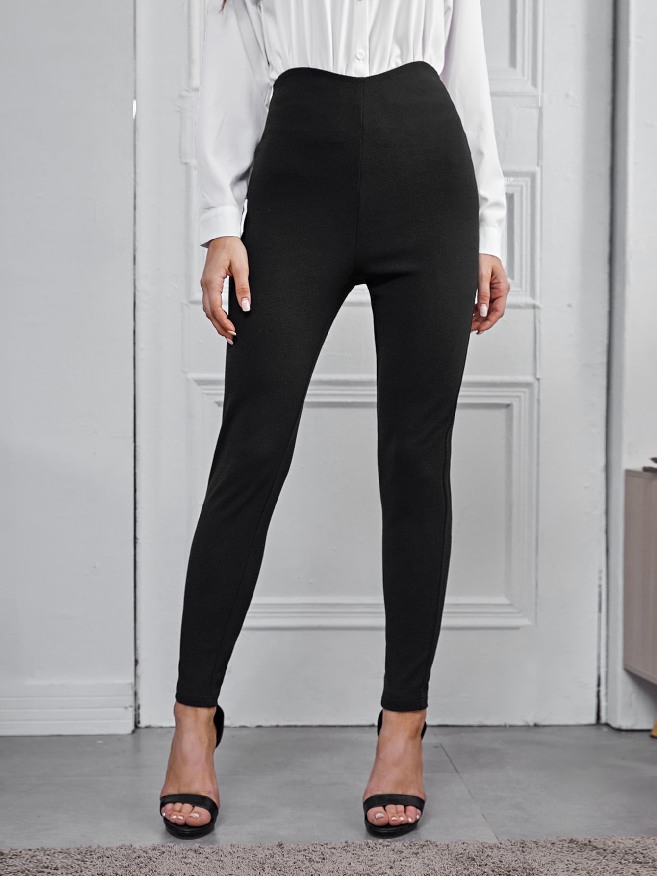 Women Pants Producer