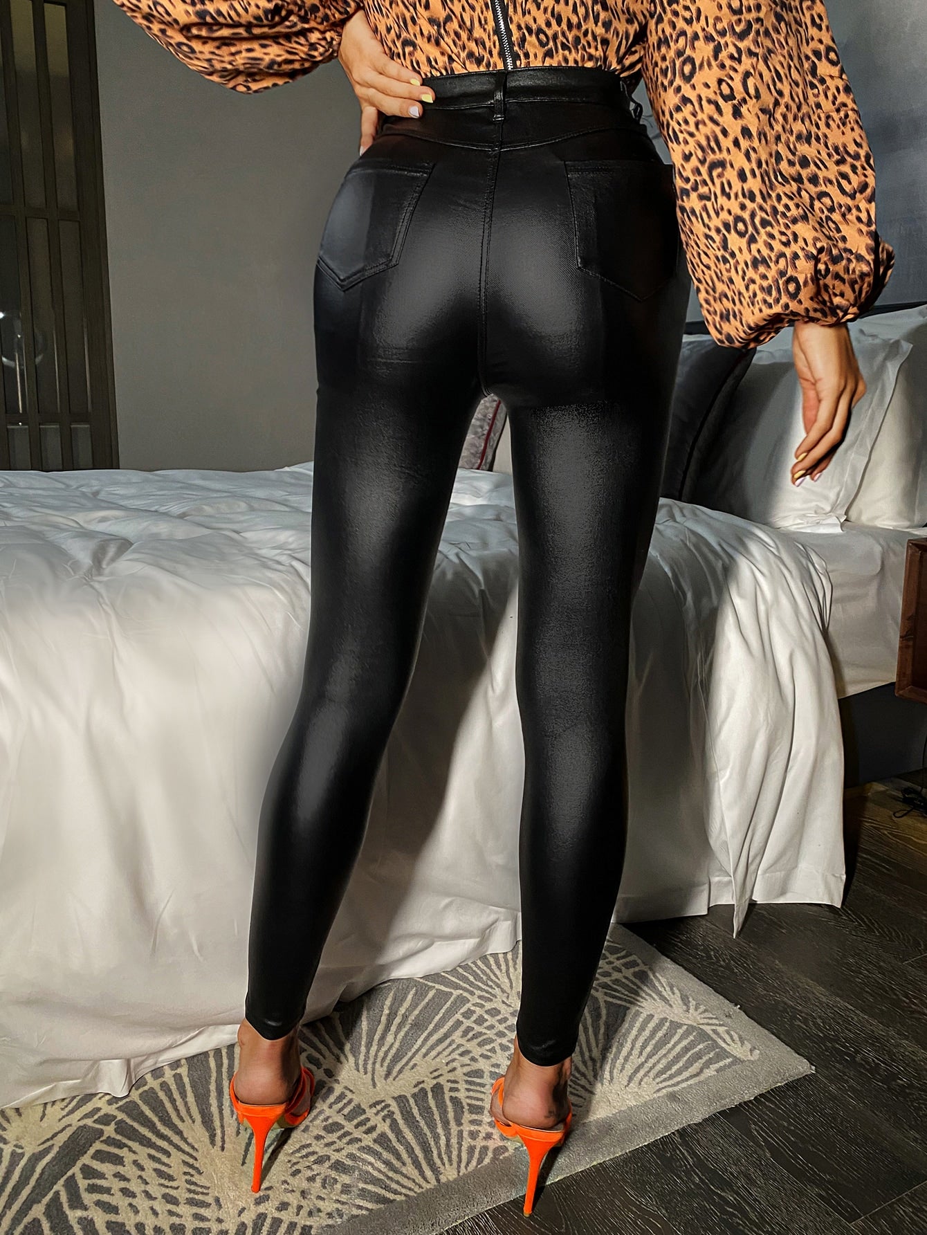 Apperloth A Button Fly Thermal Lined PU Leather Skinny Cropped Pants