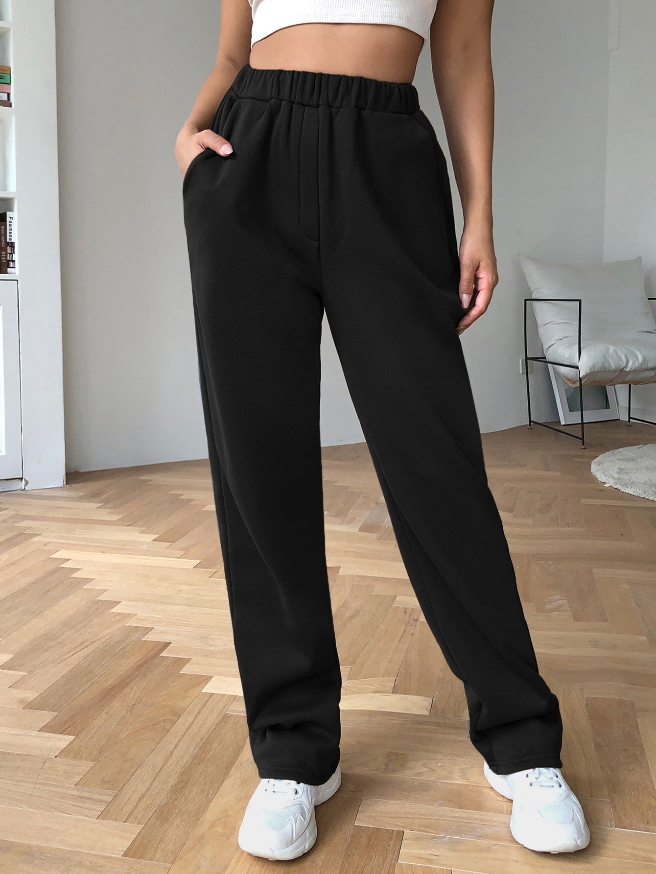 Women Sweatpants Producers