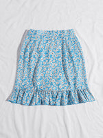 Knot Side Asymmetrical Ruffle Trim Daisy Floral Skirt