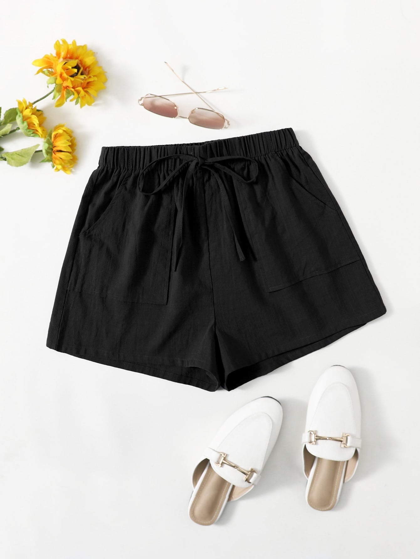 Women Shorts Producer