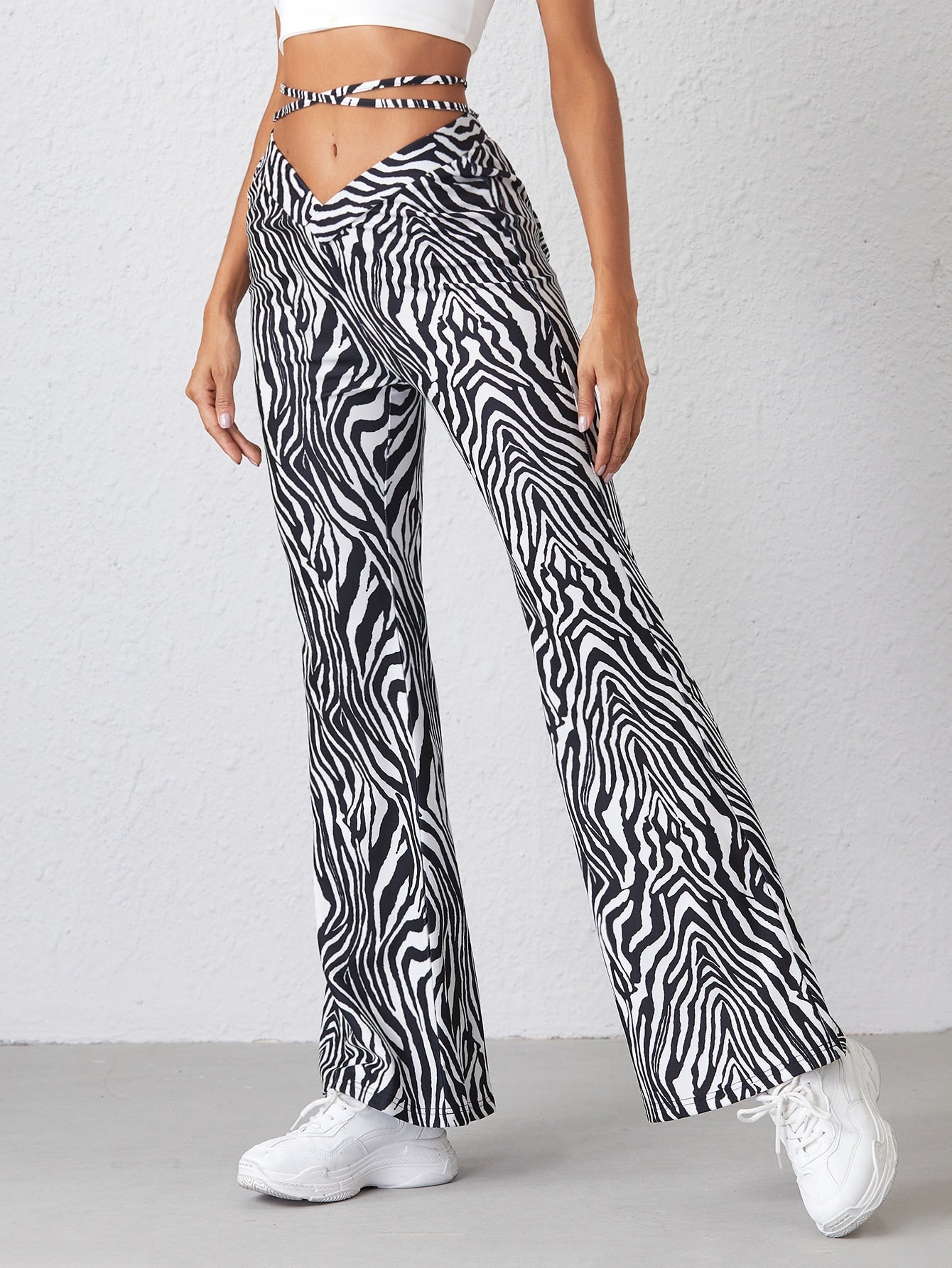 Women Pants Producer