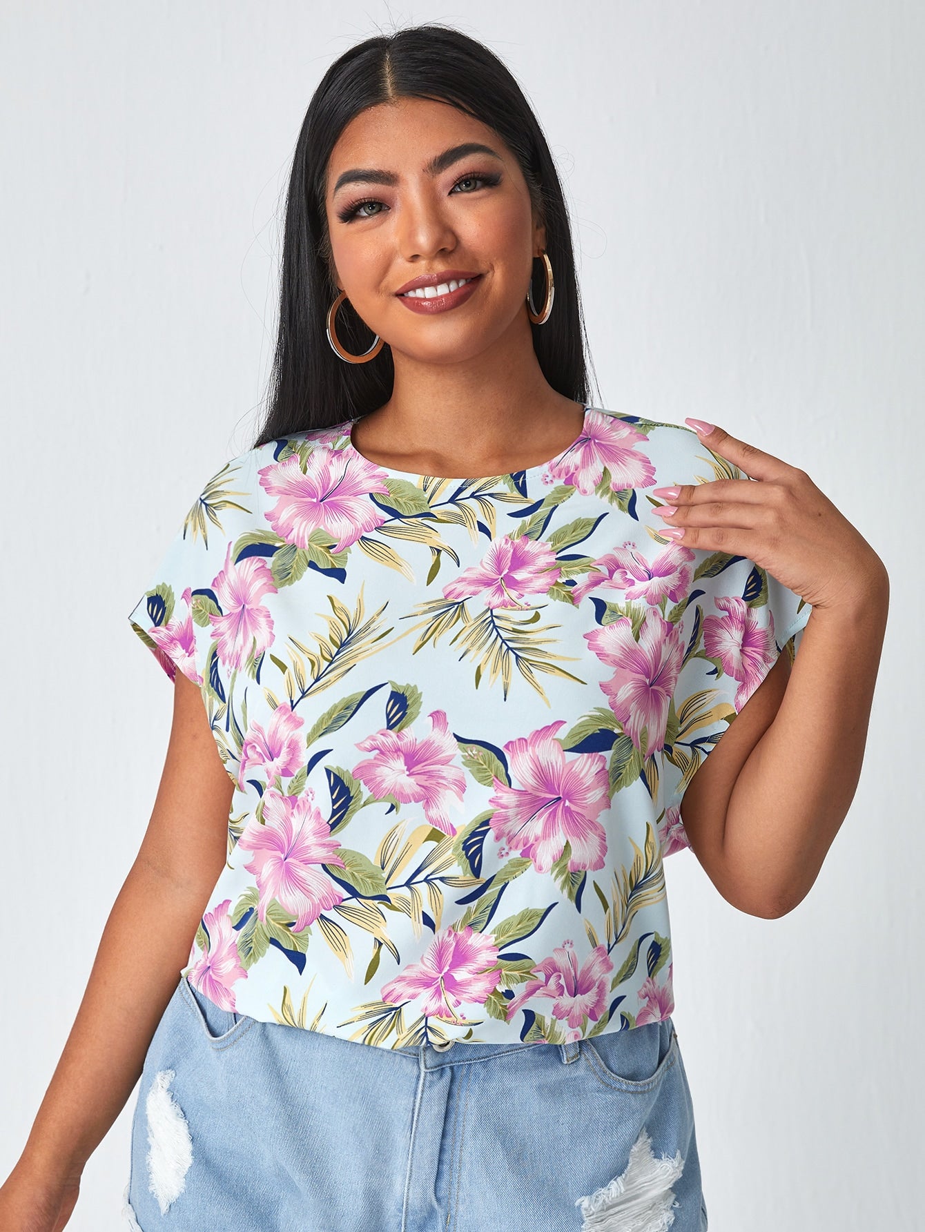 Plus Allover Floral Print Twist Back Top